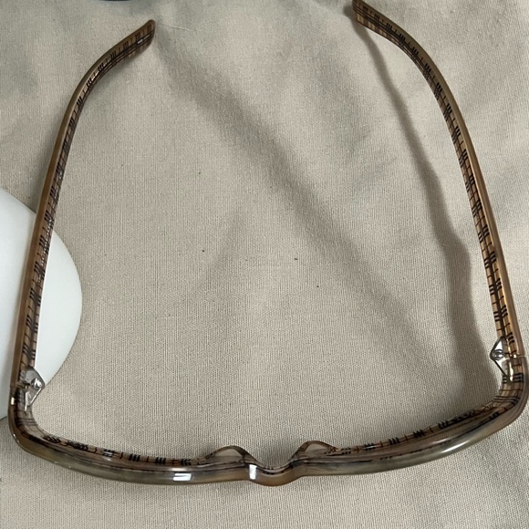 Authentic Burberry Sunglasses - Picture 3 of 8